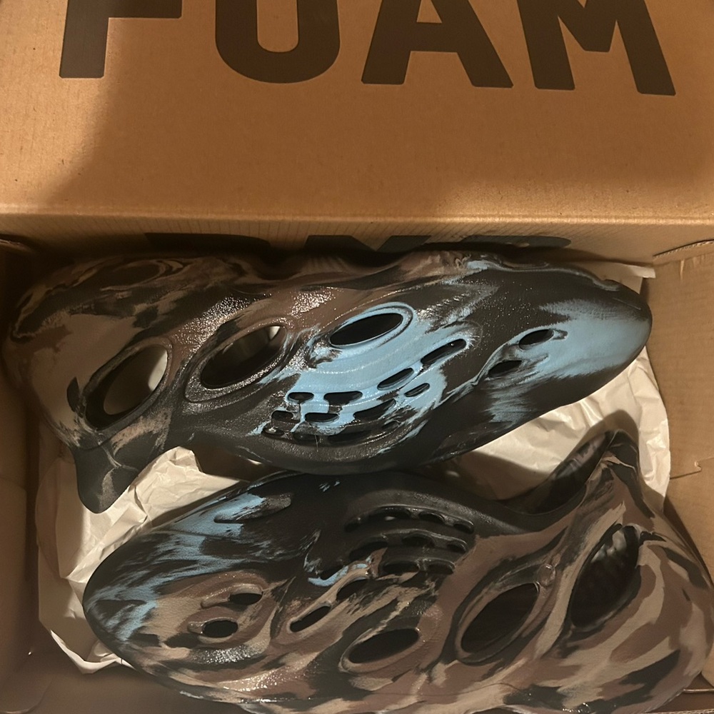 NEW FOAM RUNNER